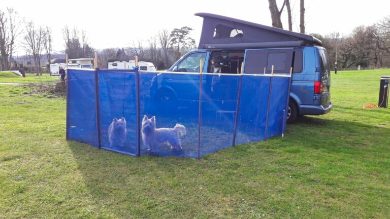 VW Caledonia with extended dog crates
