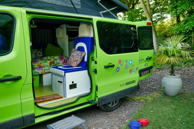 Sue;s green campervan